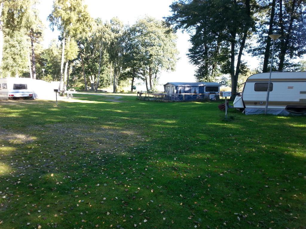 瑟尔沃斯堡 Alholmens Camping & Stugby酒店 外观 照片